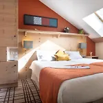 ريزيدنس بيير آند فاكانسيز بريميوم ليس تيراسيز دو هيليوس 5*