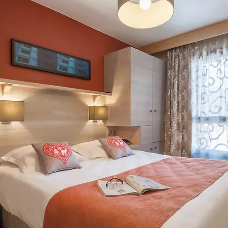 ريزيدنس بيير آند فاكانسيز بريميوم ليس تيراسيز دو هيليوس شقة فندقية