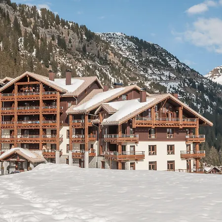 ريزيدنس بيير آند فاكانسيز بريميوم ليس تيراسيز دو هيليوس 5* فلين