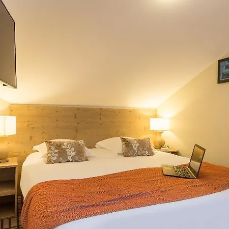 Aparthotel Pierre & Premium Les Terrasses D'helios 5*